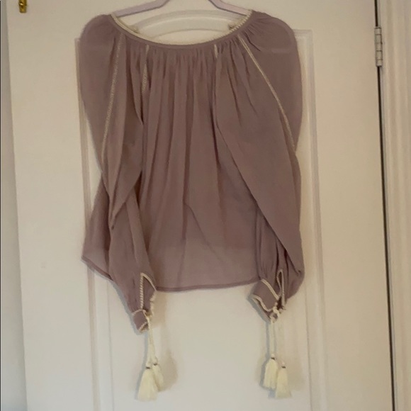 Lilac blouse, with lovely white trim and tassels - Picture 5 of 5